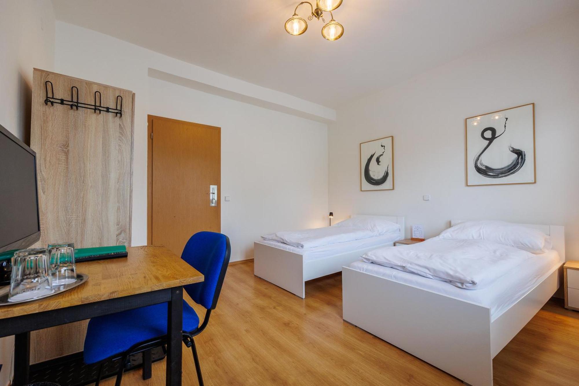 Pension U Golfu Cihelny Карловы Вары Экстерьер фото