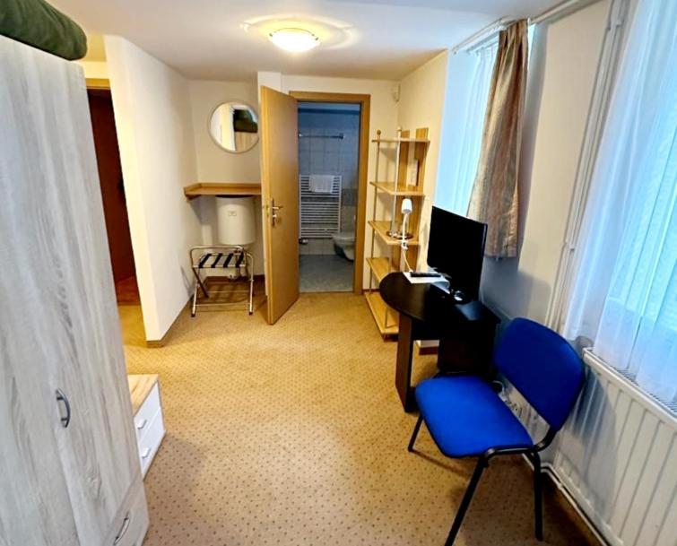 Pension U Golfu Cihelny Карловы Вары Экстерьер фото