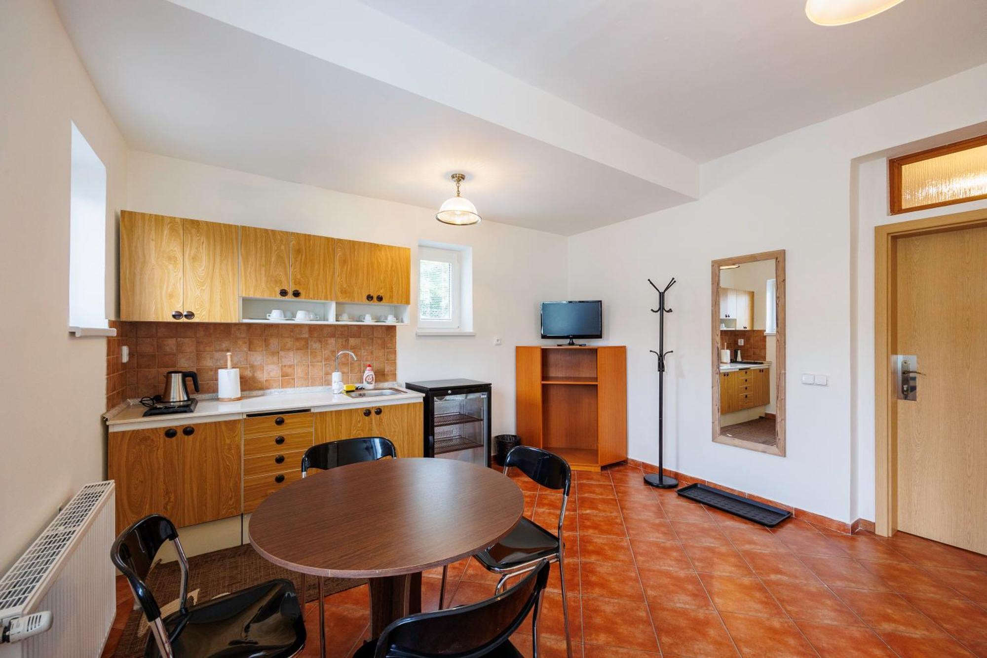 Pension U Golfu Cihelny Карловы Вары Экстерьер фото