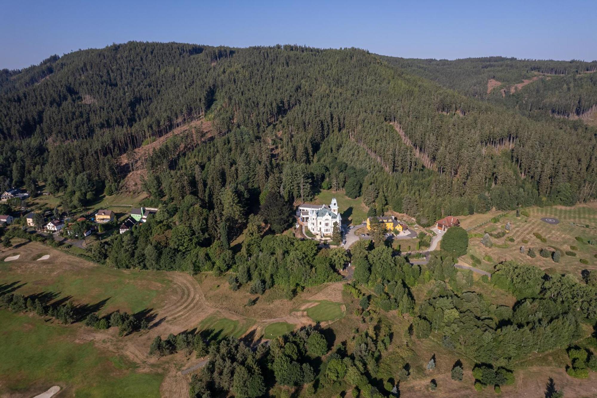 Pension U Golfu Cihelny Карловы Вары Экстерьер фото