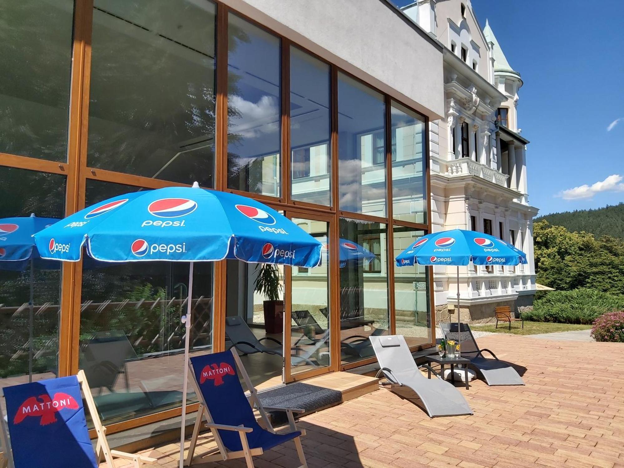 Pension U Golfu Cihelny Карловы Вары Экстерьер фото